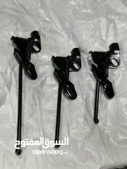  23 لدينا جميع  انواع الزينة و قطع البسكليتات وصيانتها
