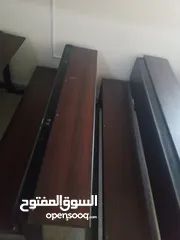  2 مقاعد دراسية رباعي بحالة ممتازة