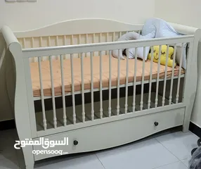  3 سرير طفل Mothercare مستعمل بحالة ممتازة!