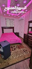  25 شقة مفروشة فاخرة للايجار مساحة 90 غرب شارع الجامعة ب 200م وشمال مسجد علياء التل