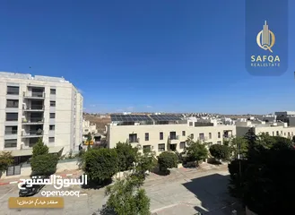  3 شقة مفروشة مميزة وواسعة مفتوحة من 3 جهات  للبيع في الريحان