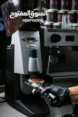  6 ماكينه اسبريسو ( باريستا) ومحنه قهوة