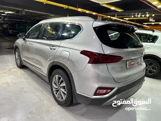  3 Hyundai santafee