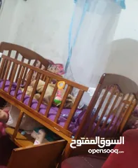 1 عربايه طفل مع سرير  مع مشايه