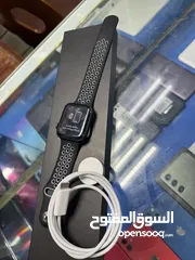  3 Apple Watch series SE Nike Edition 44mm