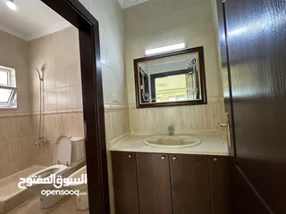  4 شقة طابقيه غير مفروشة للايجار في ضاحية الامير راشد ( Property 38396 ) سنوي فقط