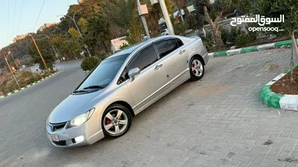  4 هوندا سيفيك موديل 2006
