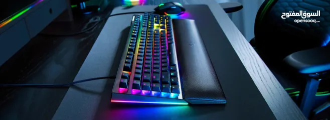  1 كيبورد ريزر ميكانيكال إحترافي فخم جداً بنصف السعر