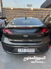  3 Hyundai ioniq hybrid 2022