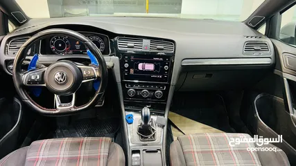  7 VW GOLF GTI MK.7.5 2020