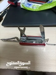  6 Swiss army knife multi tools