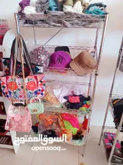  7 اغراض اكسسورات وتجميل وكهربائيه سشوار ومليكان وستاند