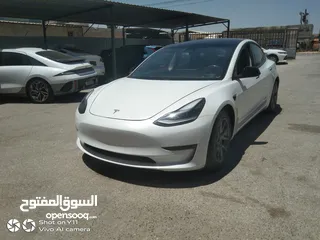  1 Tesla model 3 standard pluse 2021