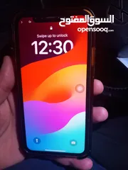  1 iphone 11 64 g بحالة ممتازة جدا