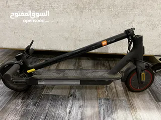  1 XIAOMI Electric Scooter 4 Lite, 300W سكوتر ذكي