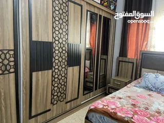  6 غرفة نوم استعمل بسيط خشب لامينت مع اضفات ملحق خزانه وصندوق وملحق تسريحه مع الفرشة جديده السعر400.د