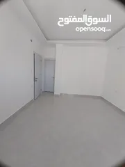  15 طابقيه  ضاحية الرشيد 4نوم 260م وتراسات