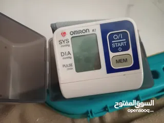  1 omron جهاز قياص ضغط