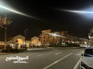  2 شقة 3 غرف للبيع بفيو مميز في كمبوند المعادي فيو الشروق Maadi View El Shorouk