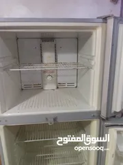  2 ثلاجة وغاز للبيع