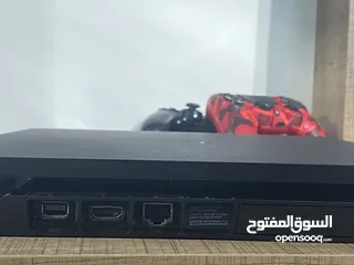  1 PS4 slim مستعمل نظيف غير داخل صيانه