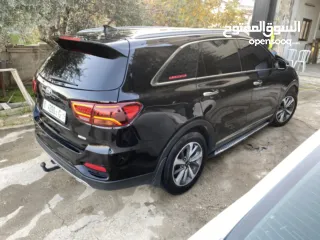  4 سورينتو 2018 بسعر مميززز بالفحص نخب