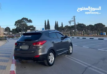  7 جب هونداي 2012 ديزل ماتور 2000cc 4x4