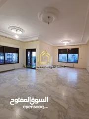  1 شقة مميزة - ضاحية الرشيد - 4نوم 2ماستر - 250م - قرب الخدمات العامة