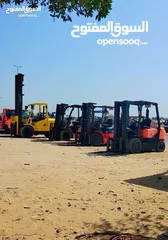  8 Forklift and towing service for rent