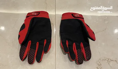  1 High quality fox gloves