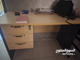  3 مكتب مدير فخم  خشب تقيل