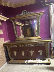  4 طاولة سفره مع لوح سكريت و 10كراسي مع بيرو ومع  وكومادينا  طقم مغربي مع طاولتين وسط خشب زان حفر