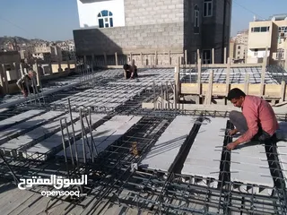  21 بيت جديد معمده في السجل جوار عبدربه منصور الستين ثلاث لبن ونصف حر دور وبدروم .