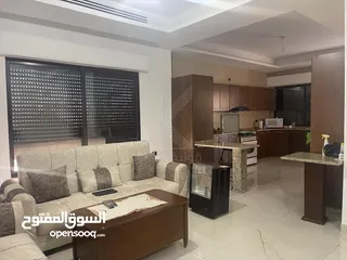  4 شقة فاخرة للبيع في ام اذينة