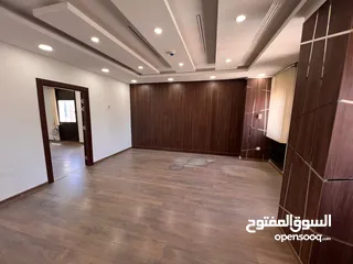  7 للايجار مكتب 150 م 3 تراخيص for rent office in sharq 150 m - 3 license