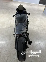  3 Suzuki GSXR1000R
