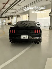  4 Ford mustang gt