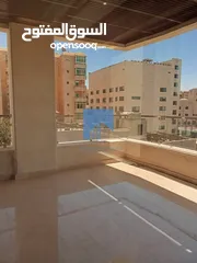  1 شقة فاخرة للبيع في الجاردنز  - قرب قاضي القضاة طابق ثالث مع روف دوبلكس 238م لم تسكن