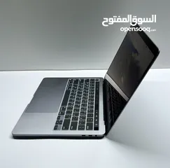  6 Macbook pro A1989 2019, i5, 16gb ram , 512gb ssd