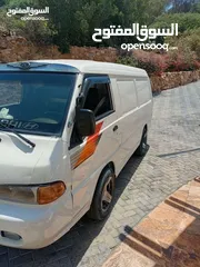  2 باص فان للبيع بحال الوكاله مش ناقصو اشي