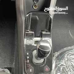  6 JMEV3 HATCHBACK 2022