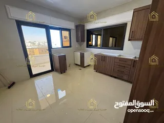  8 روف جديد لم يسكن مع ترسات بإطلالــــه بانوراما