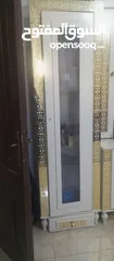  10 غرفة نوم مضيئه  لون ابيض مع ملحقات كما بالصور مستعملة.......