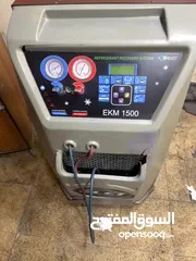  2 ماكنه تعبئه غاز مكيفات سيارات وتصلح للسيارات الكبيره صناعه تركيه نظام مريح في العمل عليها