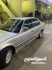  8 BMW موديل 1990
