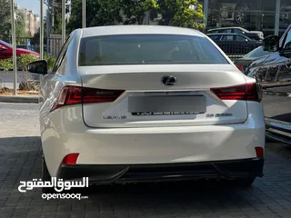  7 لكزس Lexus IS300h 2016