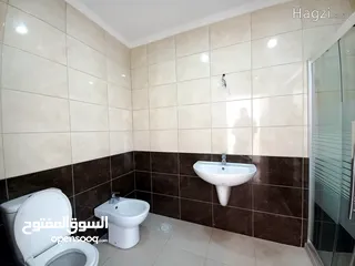  7 شقة غير مفروشة للإيجار 229م2 ( Property 18743 ) سنوي فقط