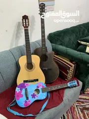  2 Acoustic guitars