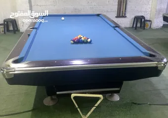  2 طاولة بلياردو امريكي برونزيك شبه جديدة بسعر حرق حرق 6000.