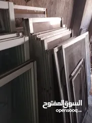  8 تسليم شبابيك مستعمل المنيوم وأبواب وواجهات على المقاس مستعمل بحال الوكالة